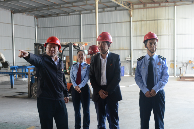 西寧市稅務(wù)局黨委書記、局長劉興華蒞臨 青海物產(chǎn)工業(yè)投資有限公司調(diào)研