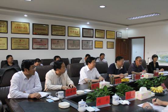 省委常委、副省長駱玉林實地考察物產(chǎn)集團“雙百”行動重點項目